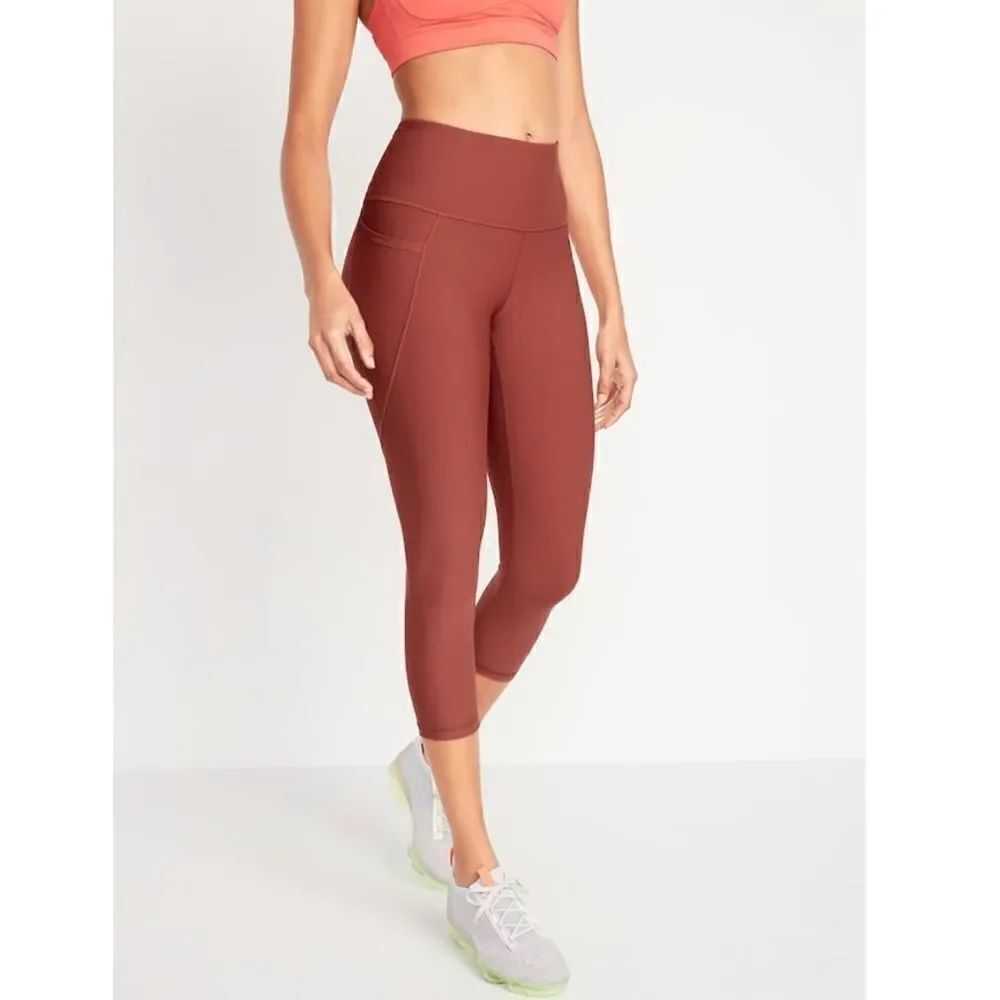 Old Navy Powersoft High Waisted Side Pocket Crop Leggings NWT Size Small